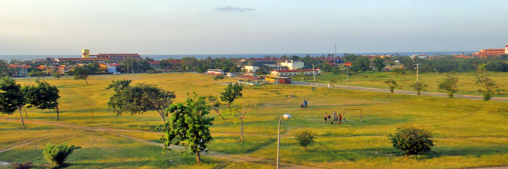 'Vista desde el edificio' Casas particulares are an alternative to hotels in Cuba.